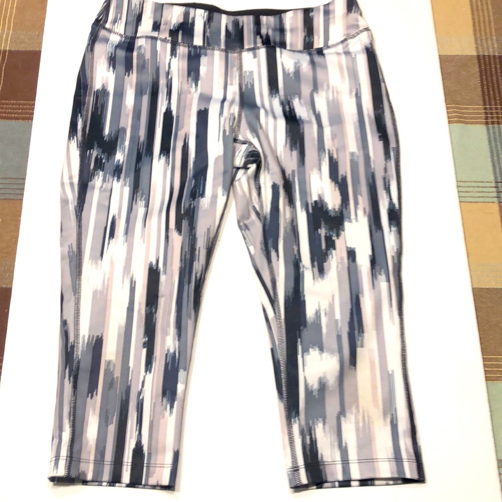 Girls crop leggings